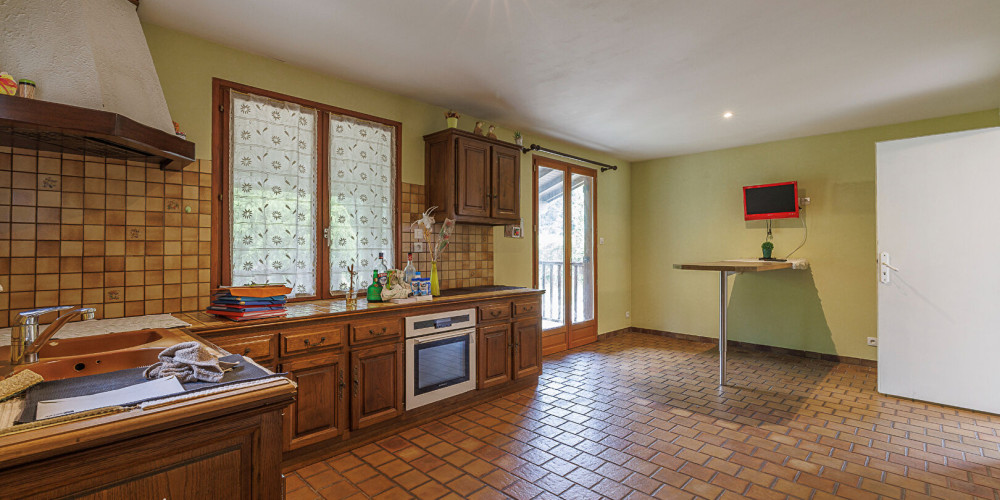 maison à ST DENIS DE PILE (33910)
