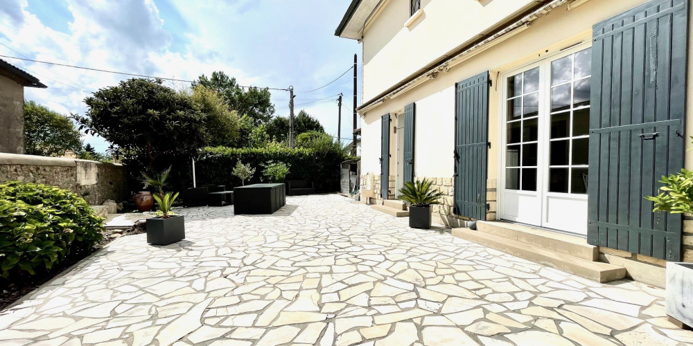 maison à CAUDROT (33490)