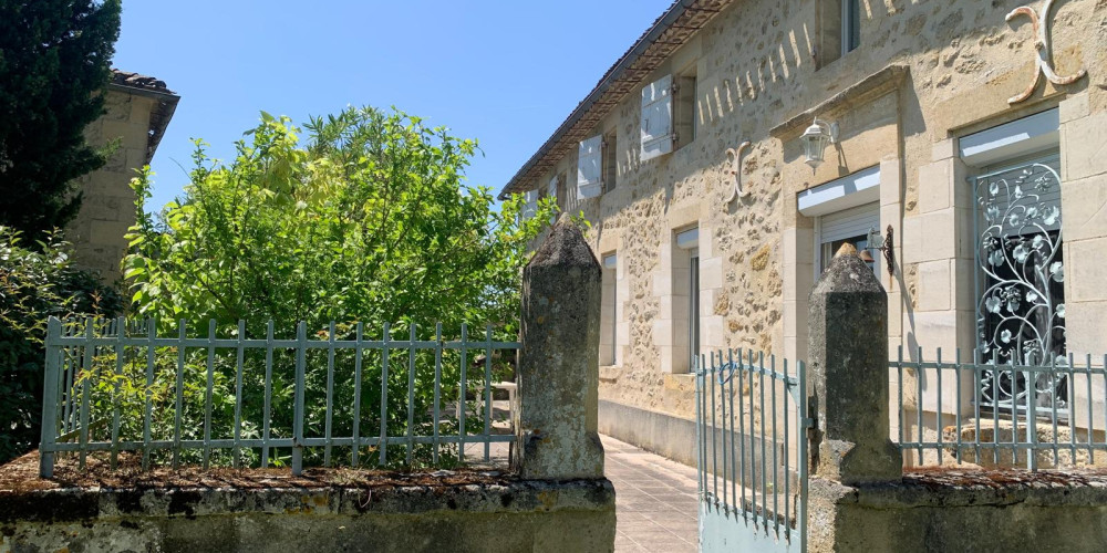 maison à SAUVETERRE DE GUYENNE (33540)