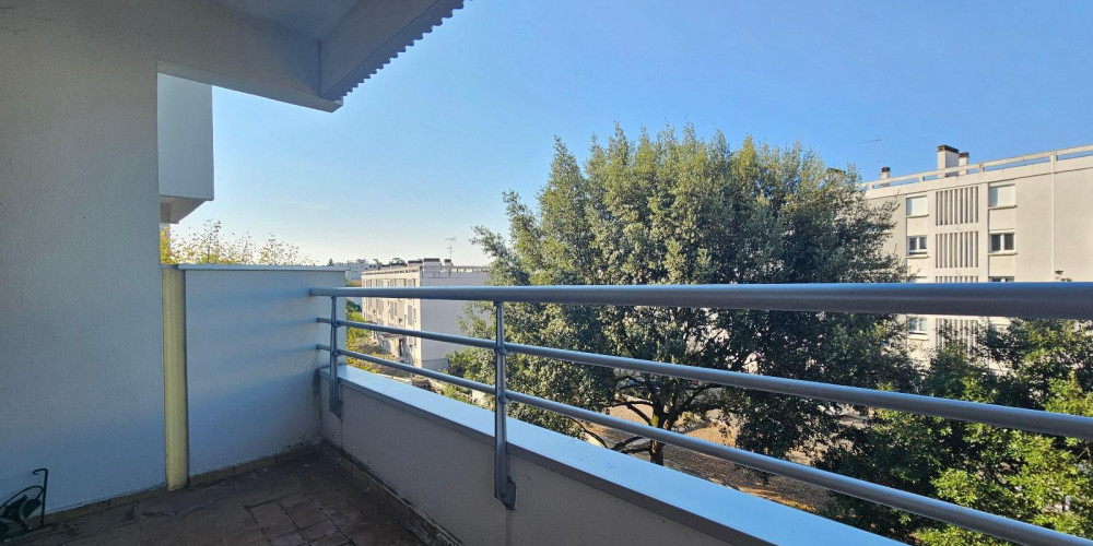 appartement à BORDEAUX (33200)
