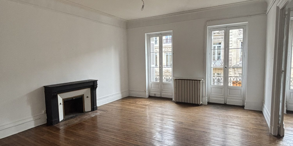 appartement à BORDEAUX (33000)