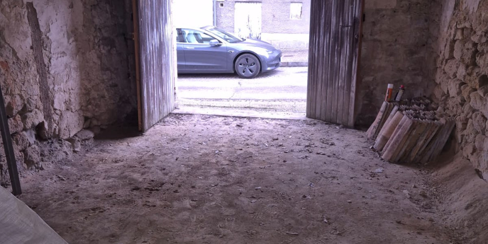 parking à SAUVETERRE DE GUYENNE (33540)