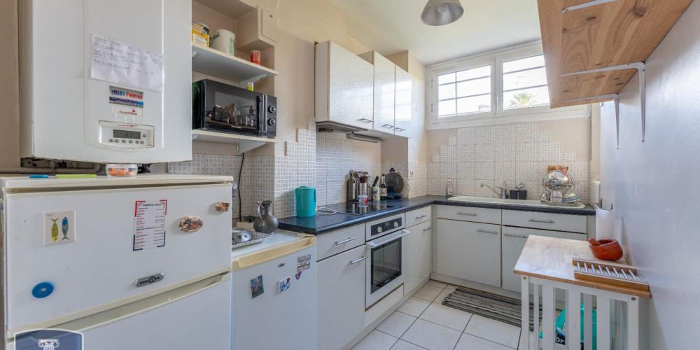 appartement à BORDEAUX (33800)