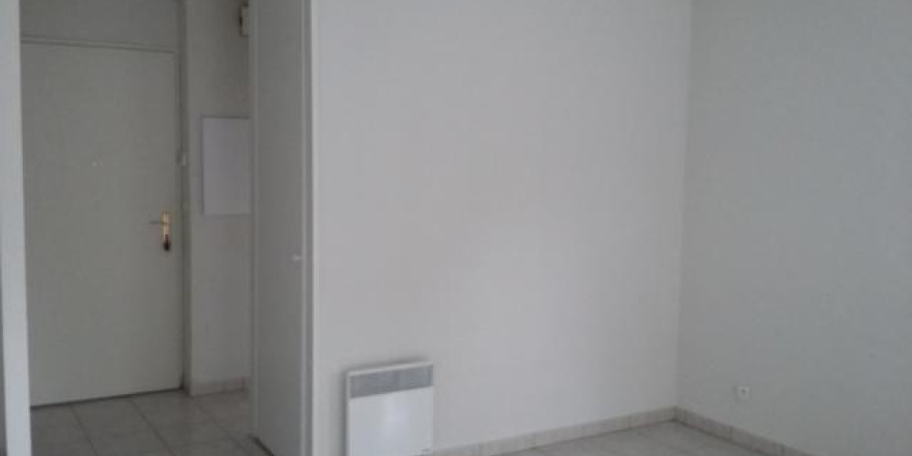 appartement à ST SEURIN SUR L ISLE (33660)