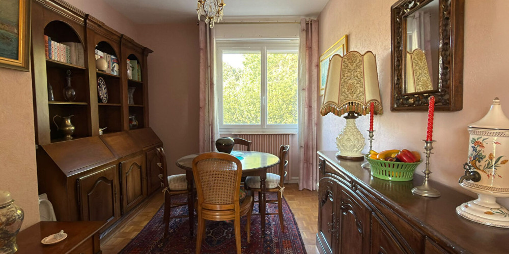 appartement à LE BOUSCAT (33110)