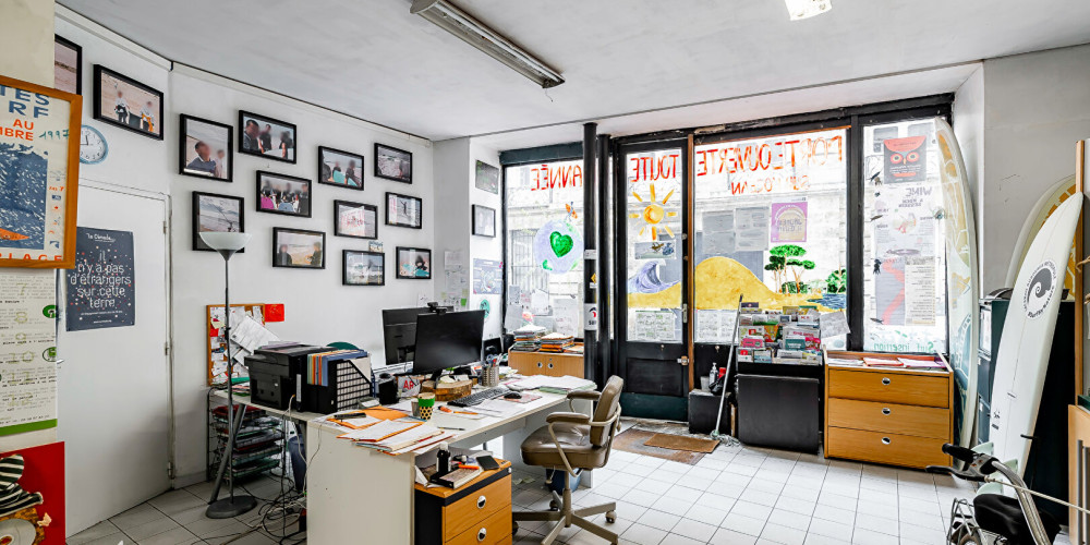 local commercial à BORDEAUX (33000)