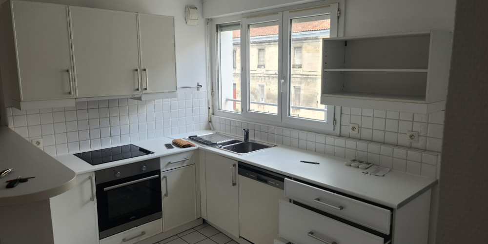 appartement à BORDEAUX (33000)