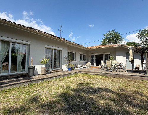 maison  MERIGNAC