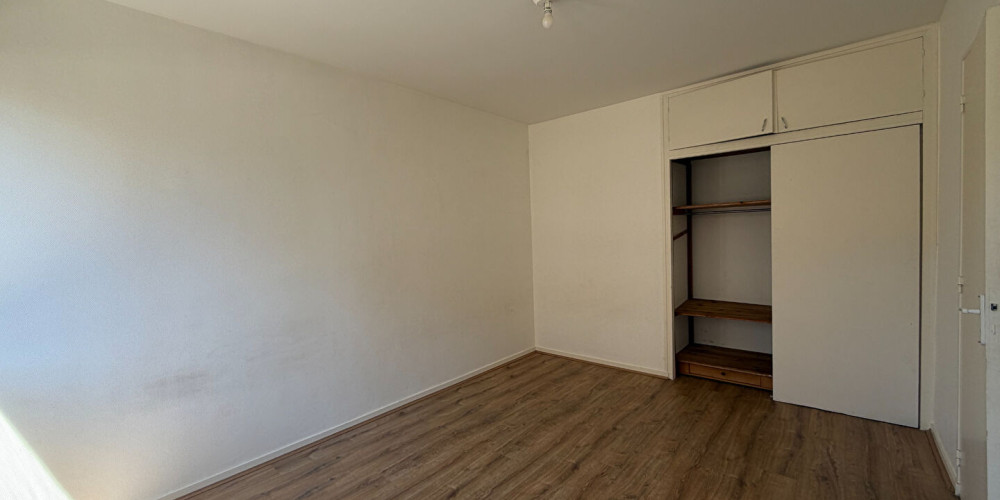 appartement à BORDEAUX (33800)