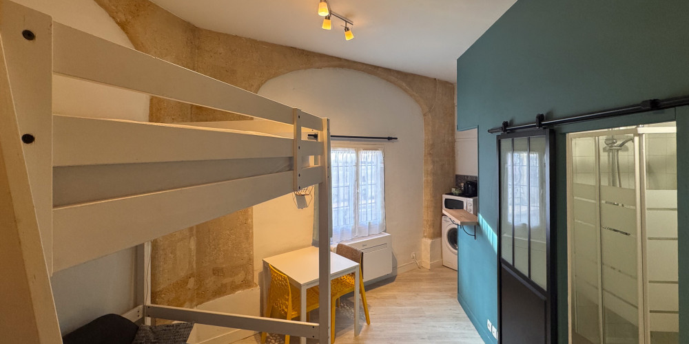 appartement à BORDEAUX (33000)