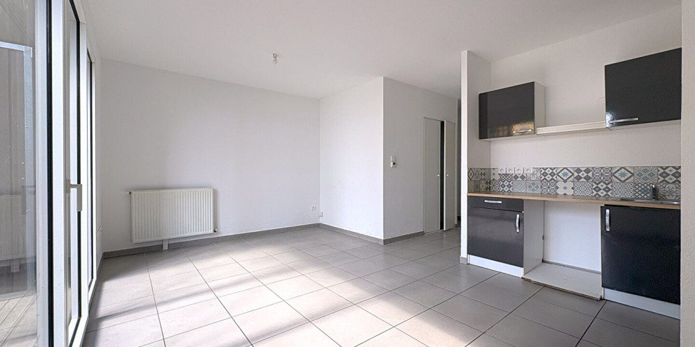 appartement à BORDEAUX (33300)