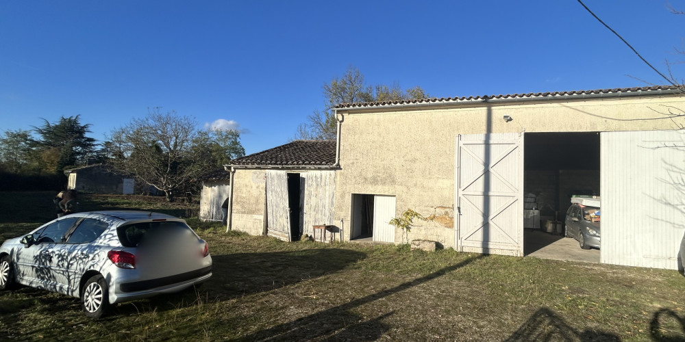 maison à LUSSAC (33570)