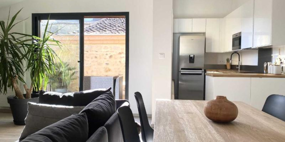 appartement à BORDEAUX (33800)