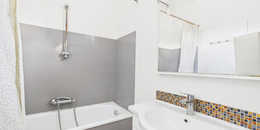 appartement à BORDEAUX (33000)