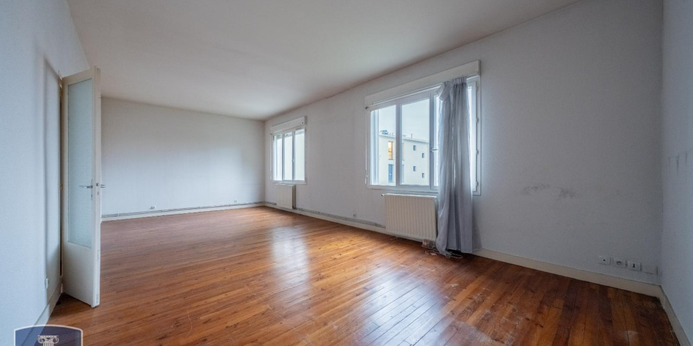 appartement à BORDEAUX (33300)