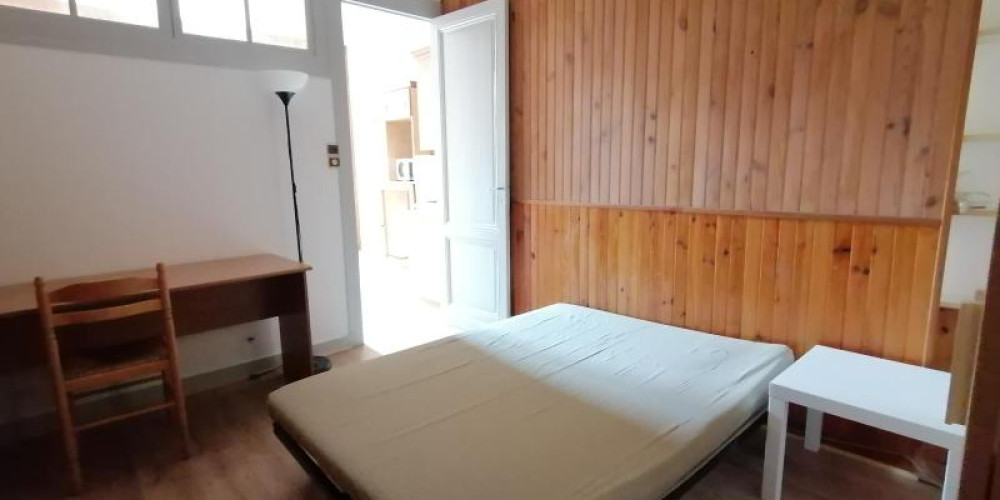 appartement à BORDEAUX (33800)