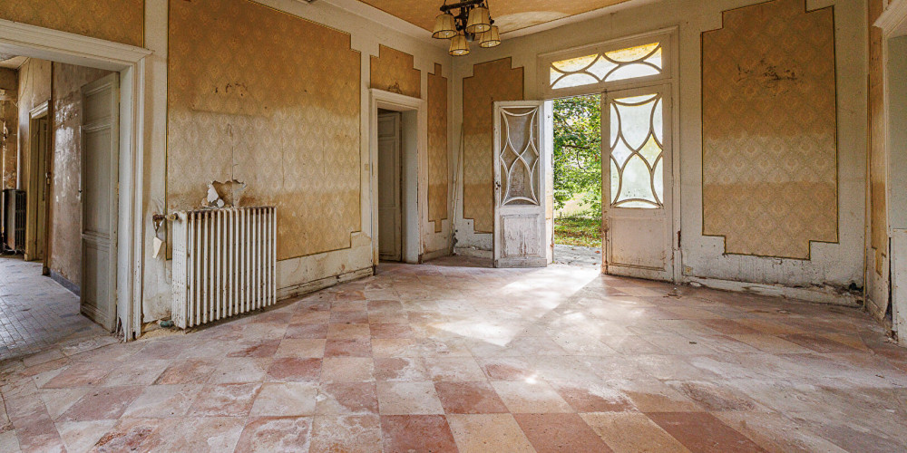 maison à LES PEINTURES (33230)