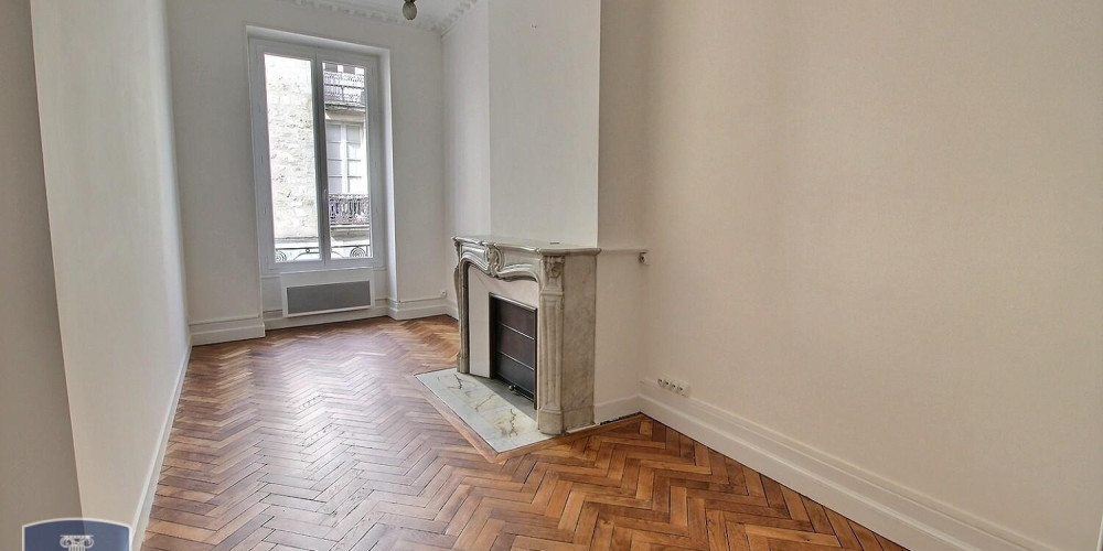 appartement à BORDEAUX (33000)