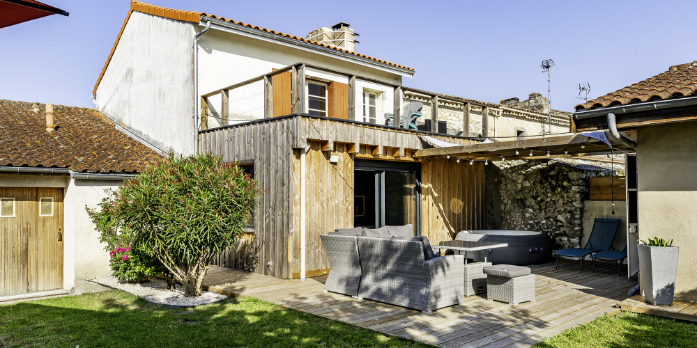 maison à BLAYE (33390)