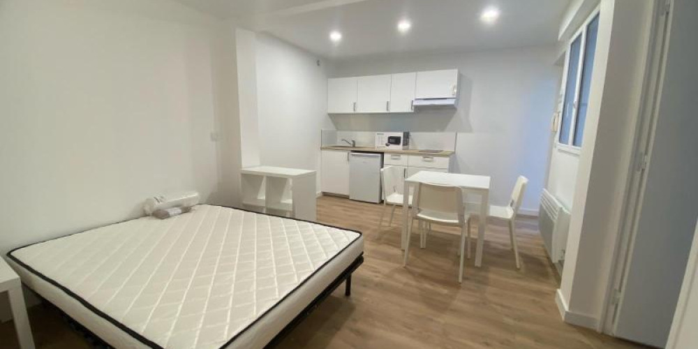 appartement à BORDEAUX (33800)