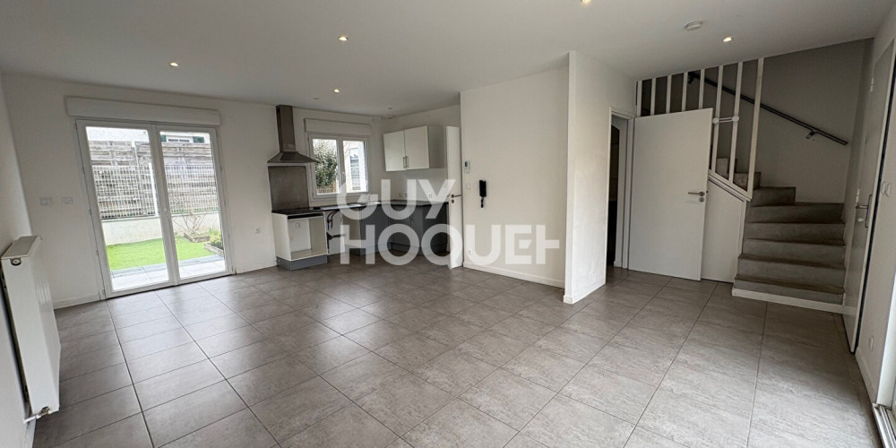 maison à VILLENAVE D ORNON (33140)