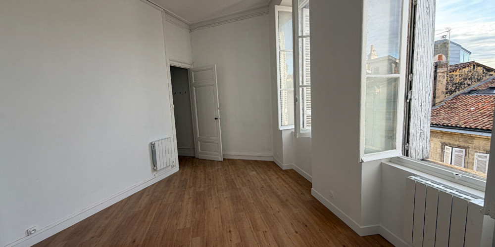 appartement à BORDEAUX (33000)