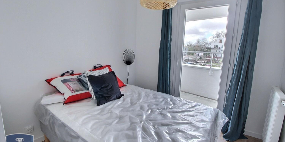 appartement à BRUGES (33520)