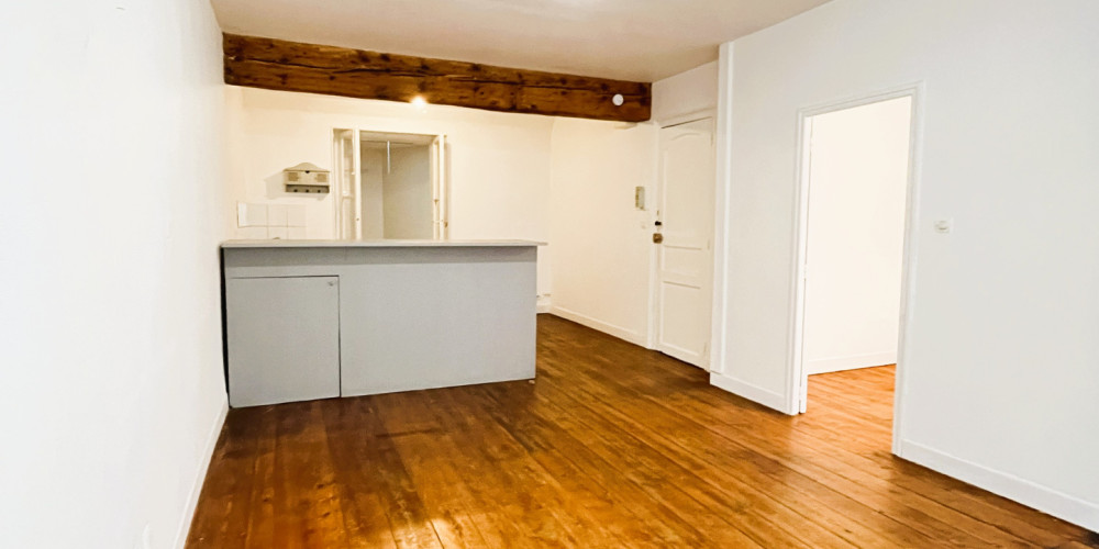 appartement à BORDEAUX (33000)