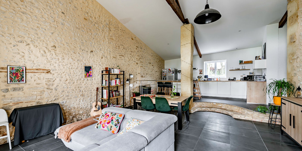 maison à ST AUBIN DE BLAYE (33820)