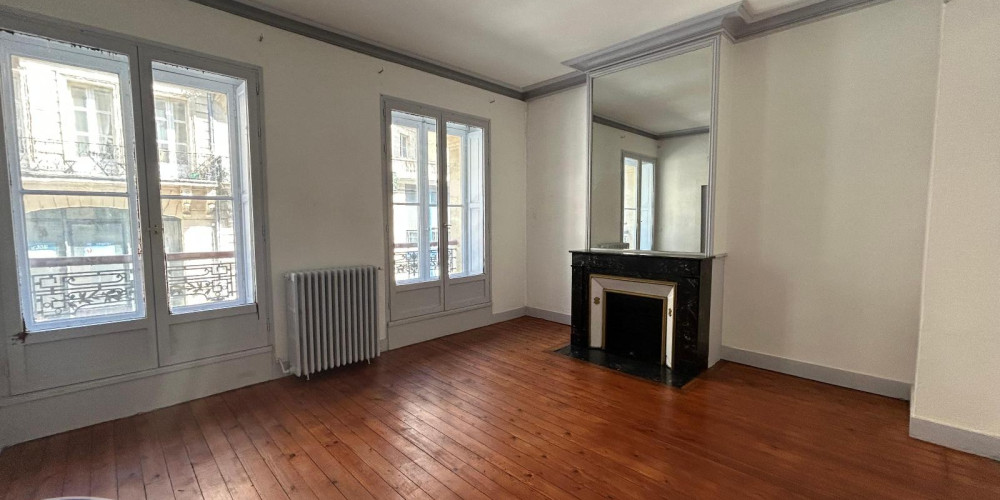 appartement à BORDEAUX (33000)