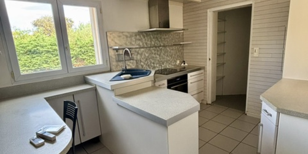 maison à PESSAC (33600)