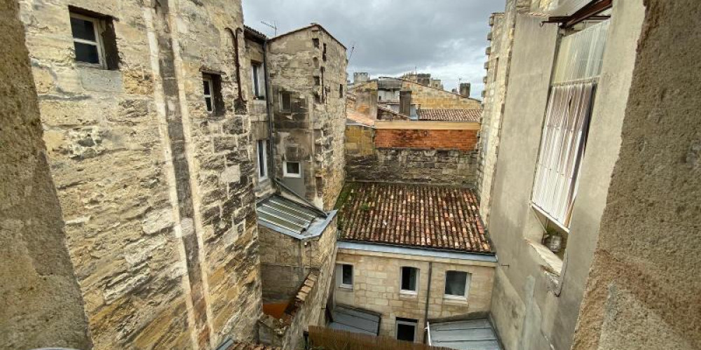 appartement à BORDEAUX (33000)