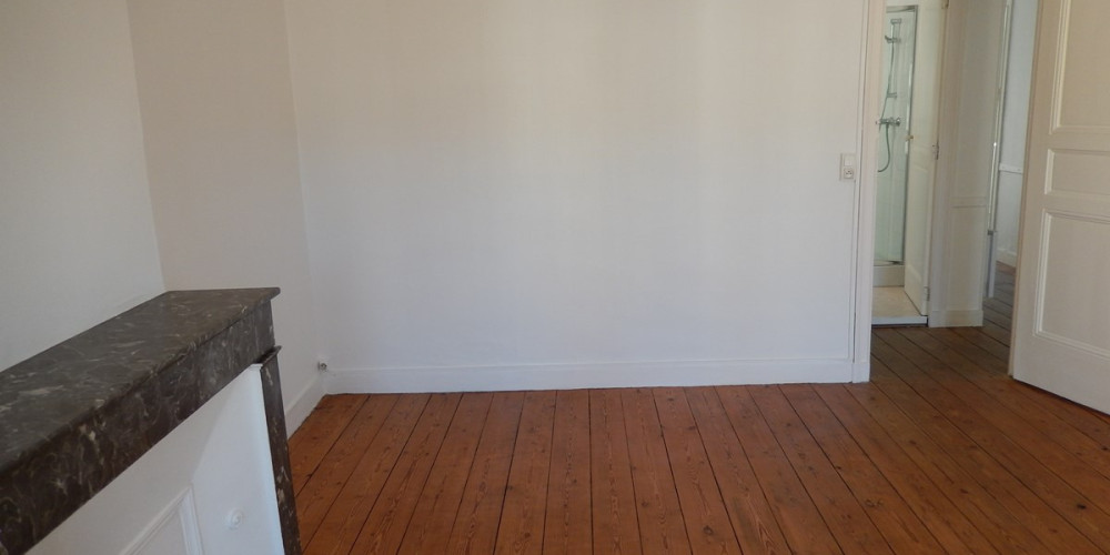 appartement à BORDEAUX (33000)