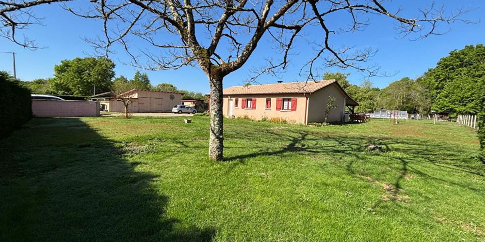 maison à LE TUZAN (33125)