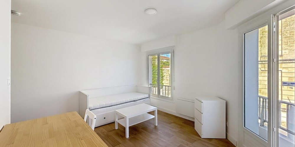 appartement à BORDEAUX (33000)