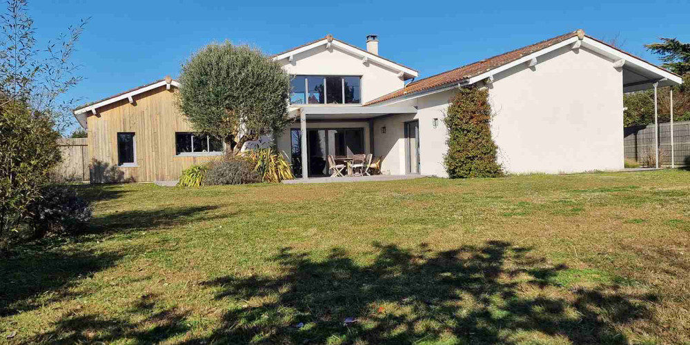 maison à BLAYE (33390)