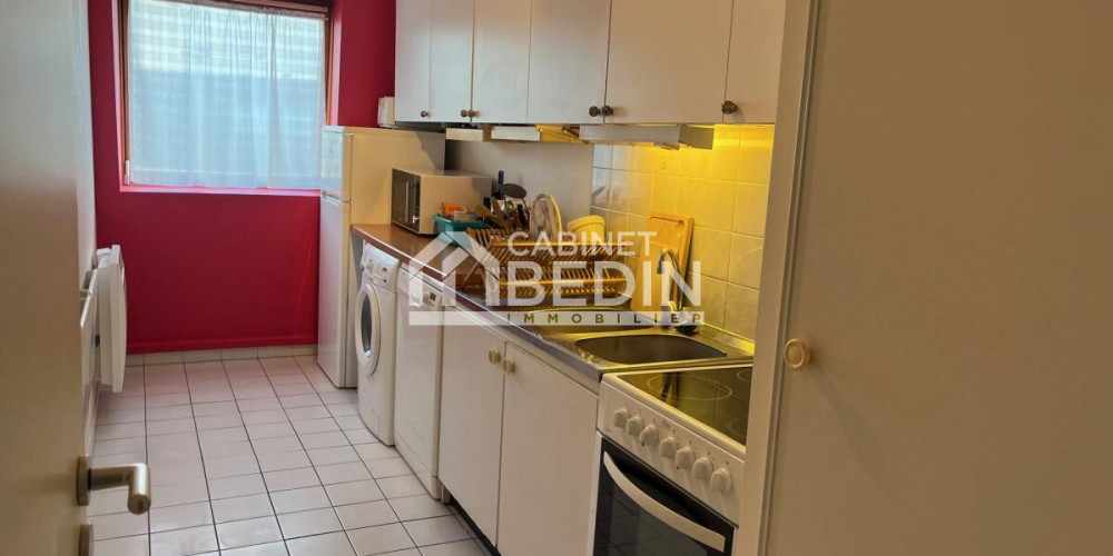 appartement à BORDEAUX (33300)
