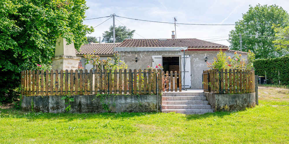 maison à POMPIGNAC (33370)