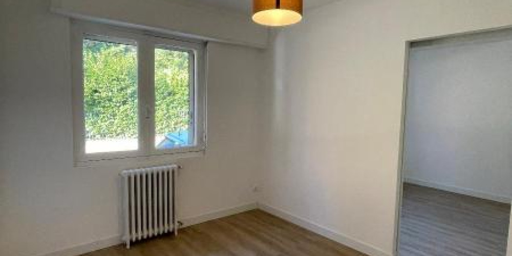 appartement à BORDEAUX (33200)