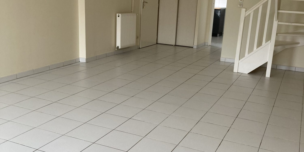 appartement à COUTRAS (33230)