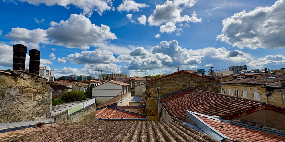 appartement à BORDEAUX (33800)