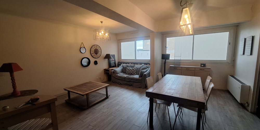 appartement à BORDEAUX (33000)
