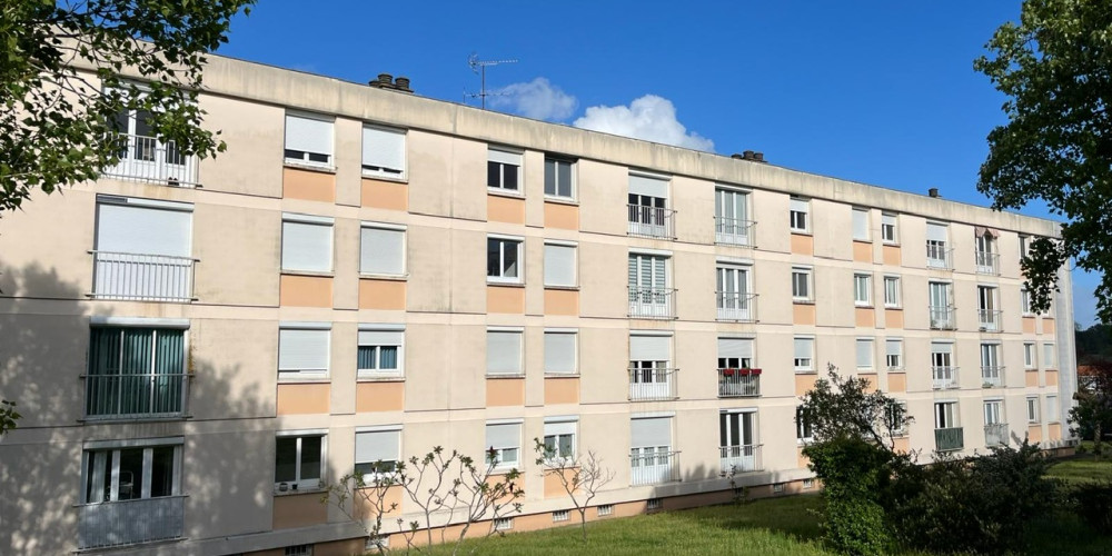 appartement à CARBON BLANC (33560)