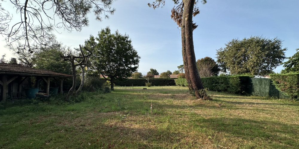 terrain à GUJAN MESTRAS (33470)