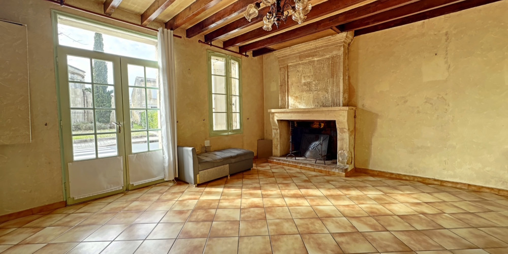 maison à ST SULPICE DE FALEYRENS (33330)