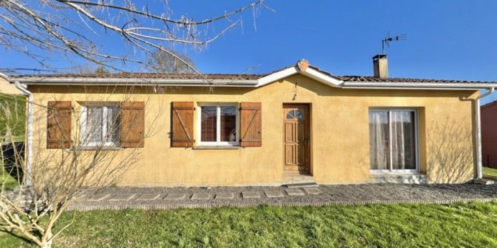 maison à ST MARTIN DU BOIS (33910)