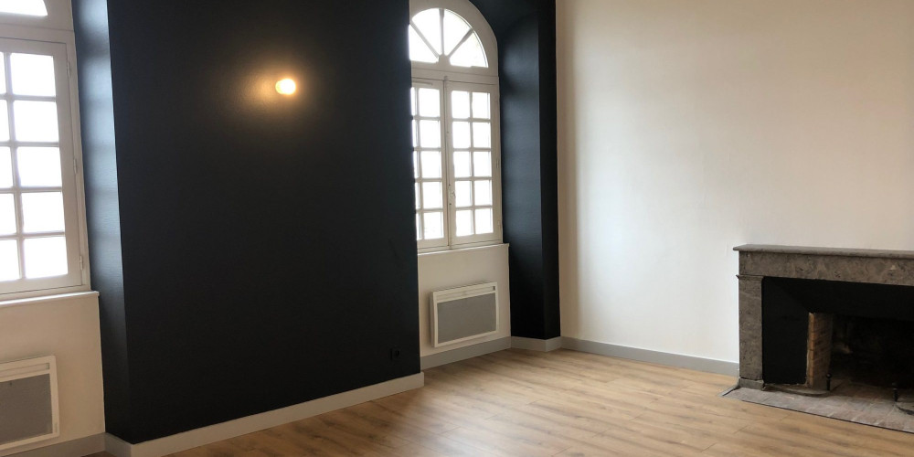 appartement à BORDEAUX (33000)