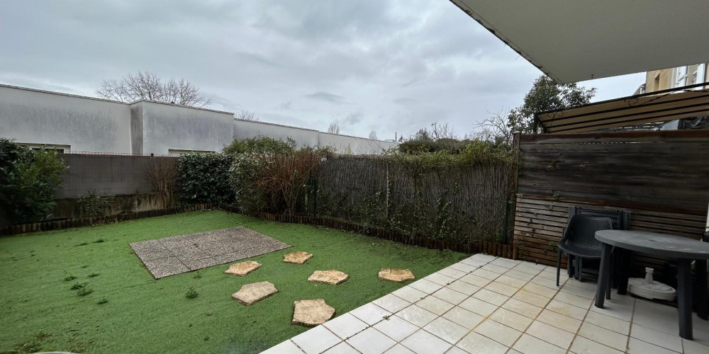 appartement à BRUGES (33520)