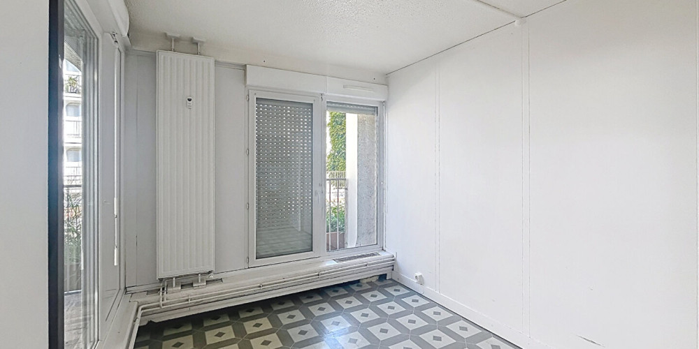 appartement à BORDEAUX (33300)