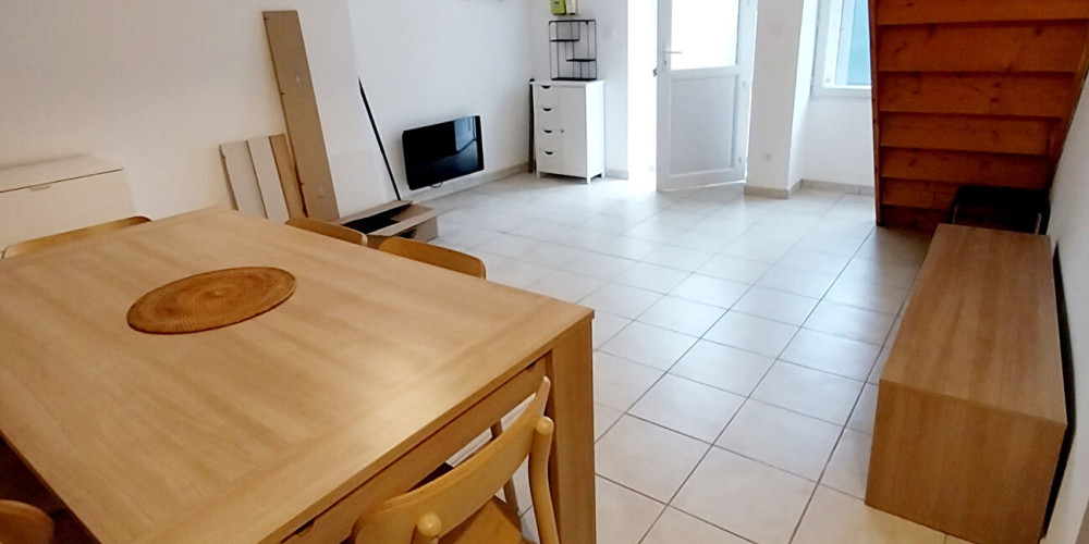 appartement à BRANNE (33420)